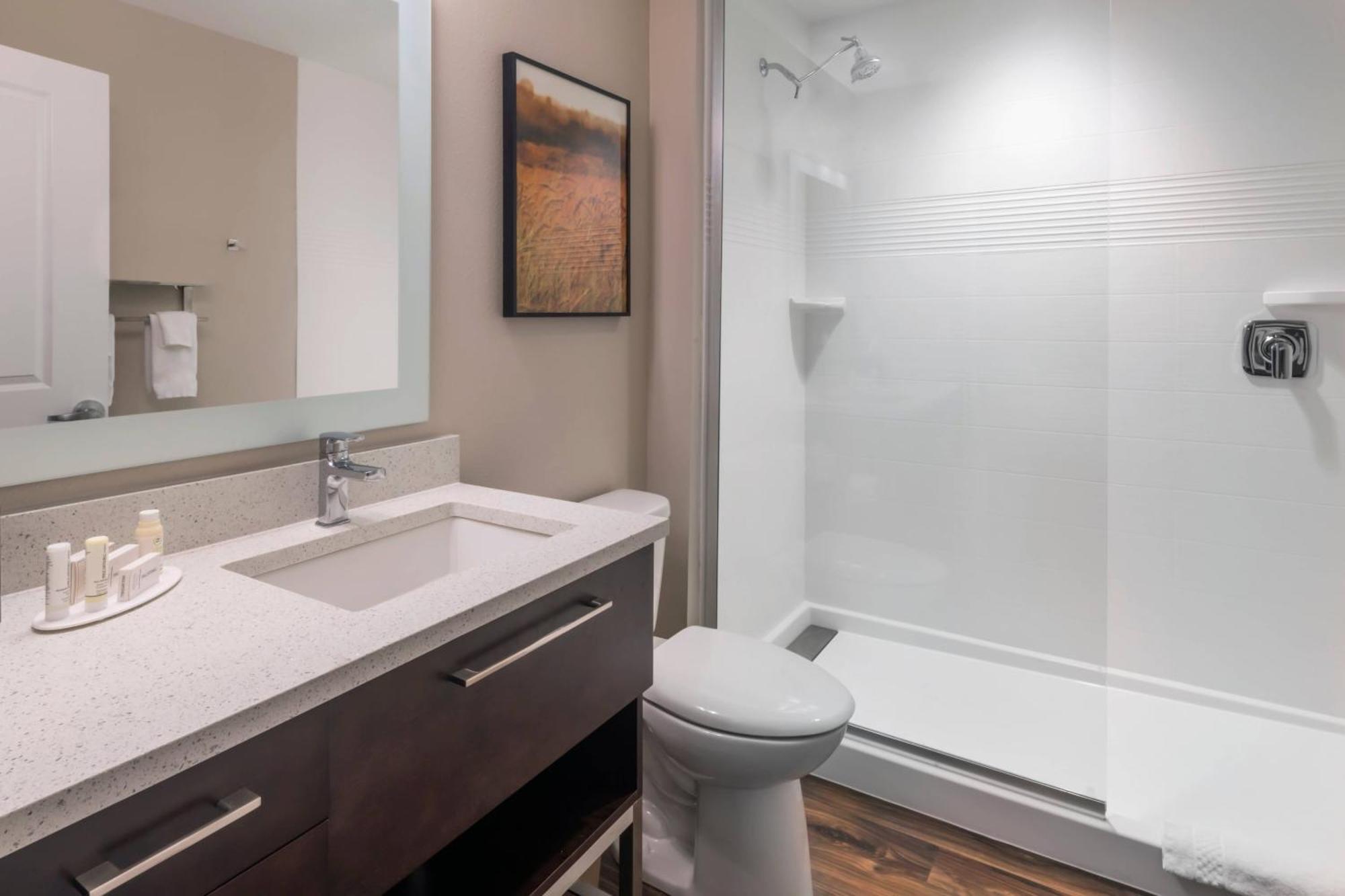 Towneplace Suites By Marriott Hays Eksteriør billede